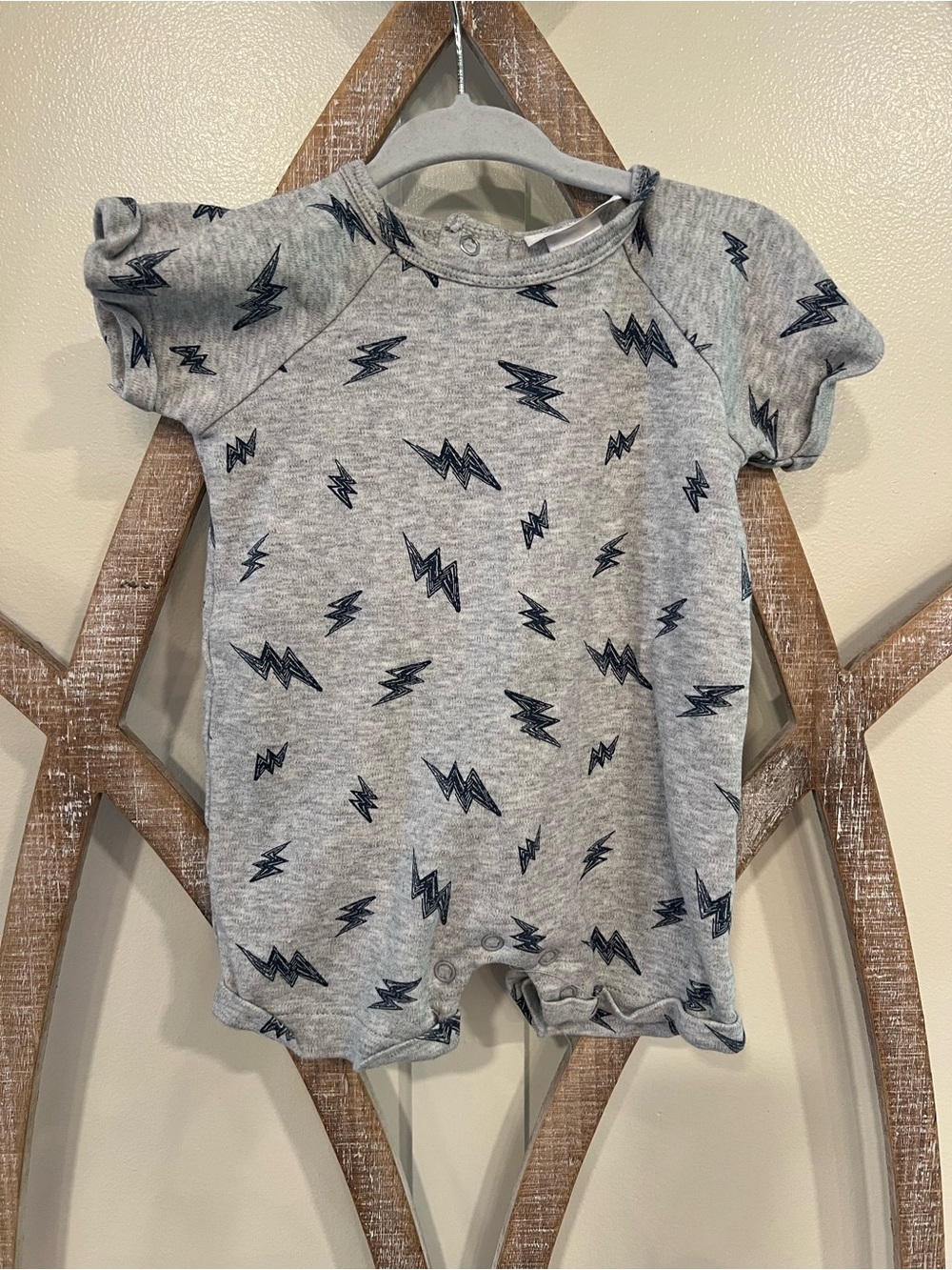 Bloomie’s Baby 100% Cotton size 6 months